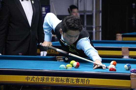 的表现顺利 的表现顺利