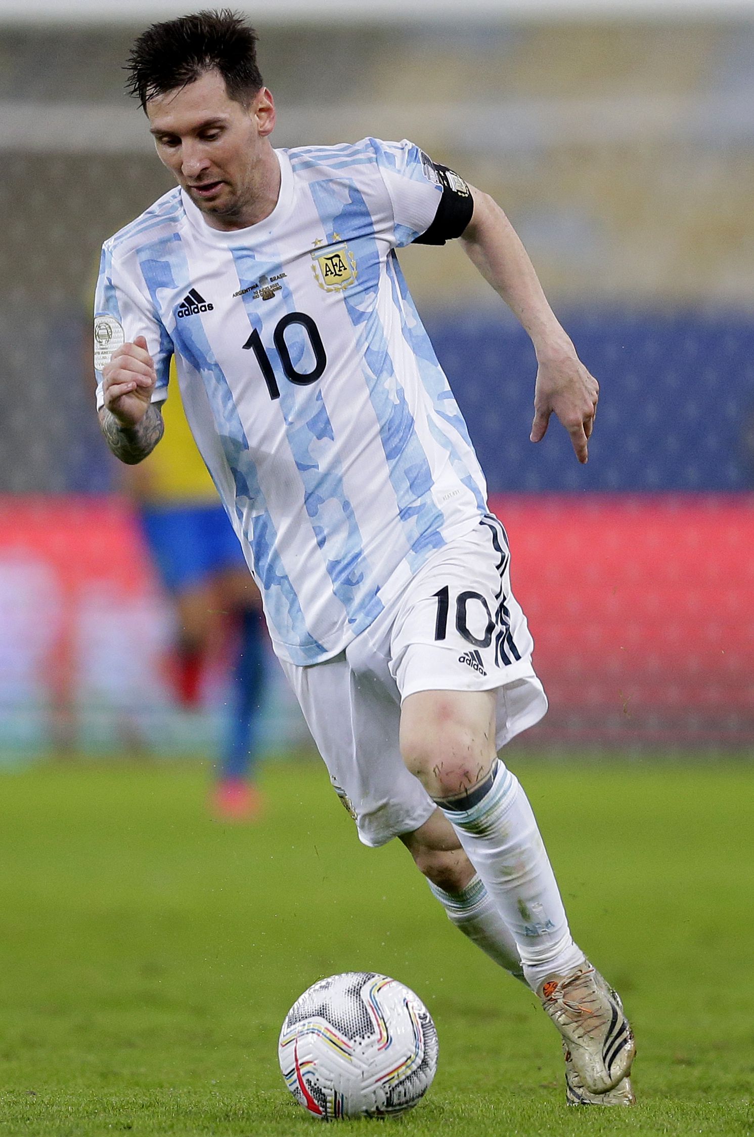 阿尔瓦雷斯 阿尔瓦雷斯