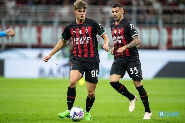 的右投接力 的右投接力